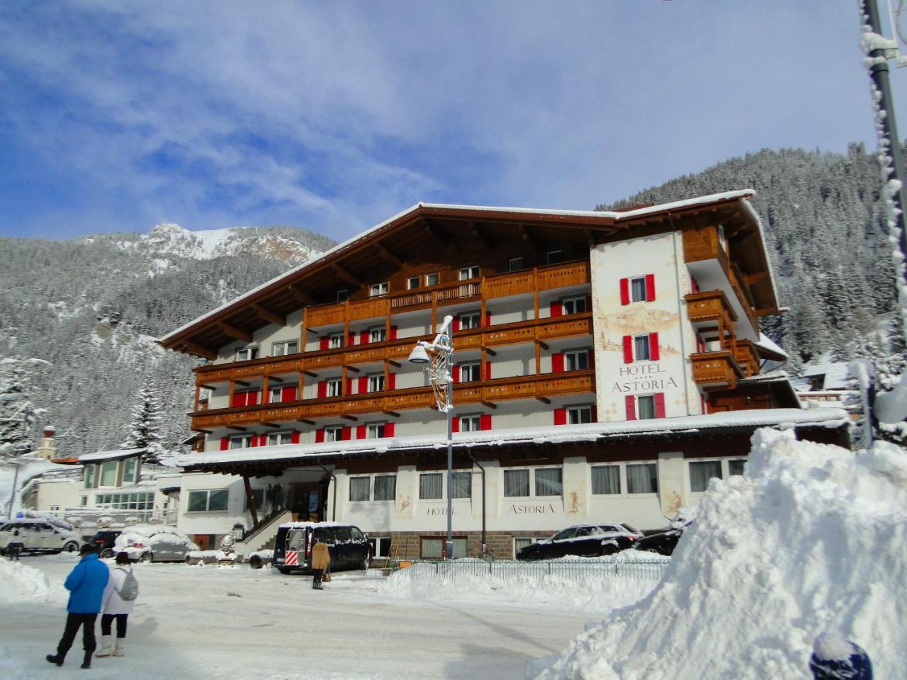 Hotel Astoria Canazei Esterno foto