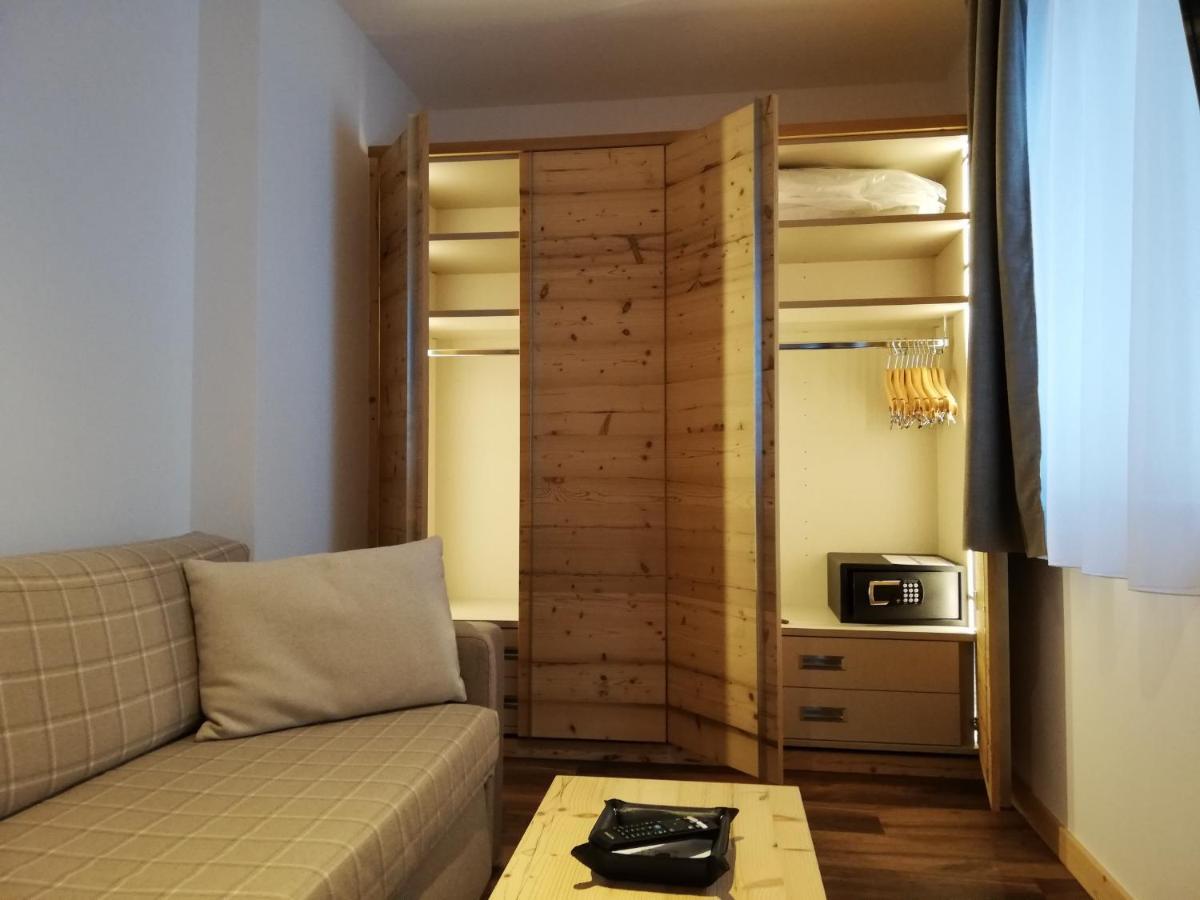 Hotel Astoria Canazei Esterno foto